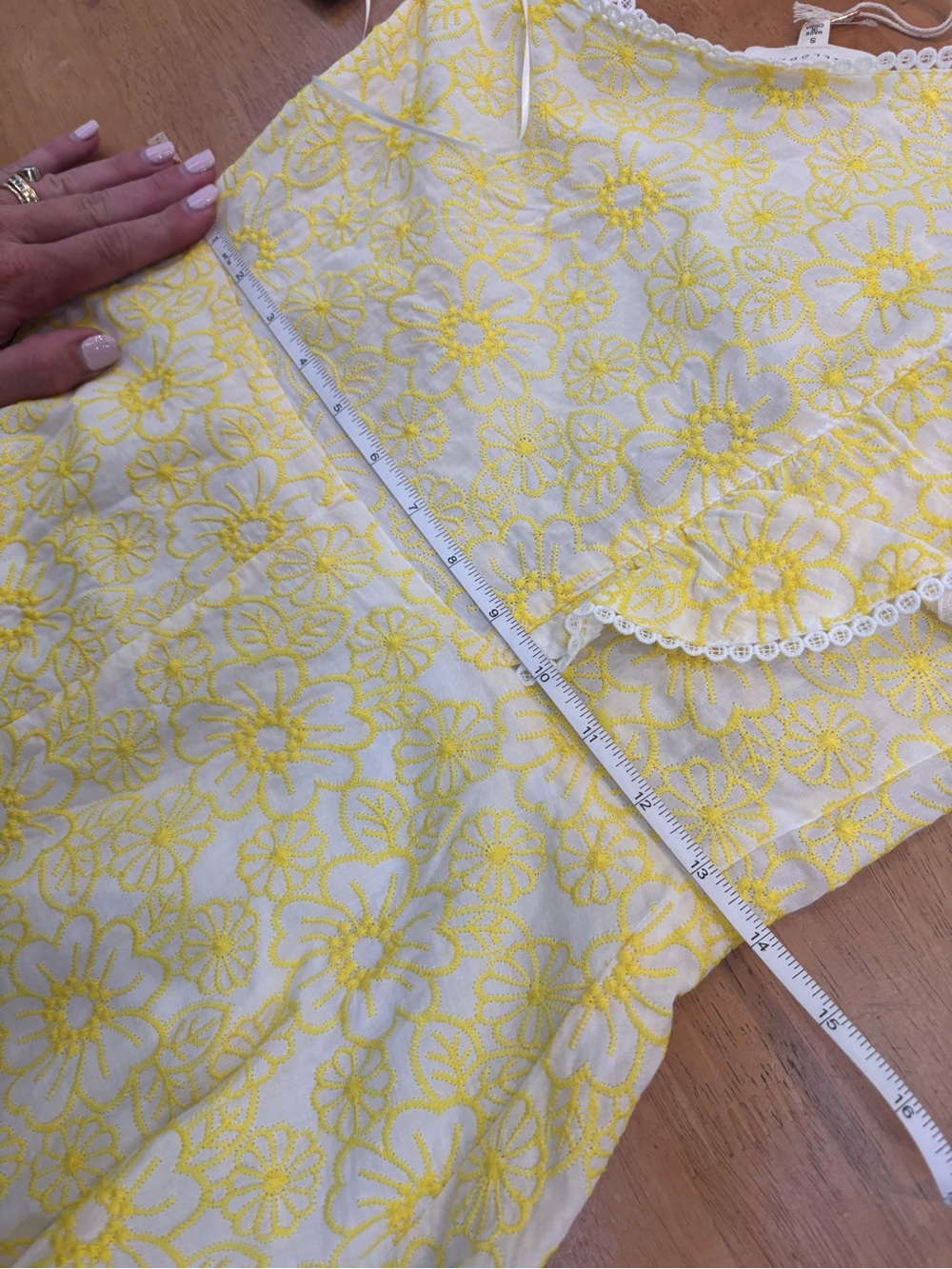 Melloday Nordstroms white yellow embroidered floral one shoulder hi-low dress S - Picture 7 of 9